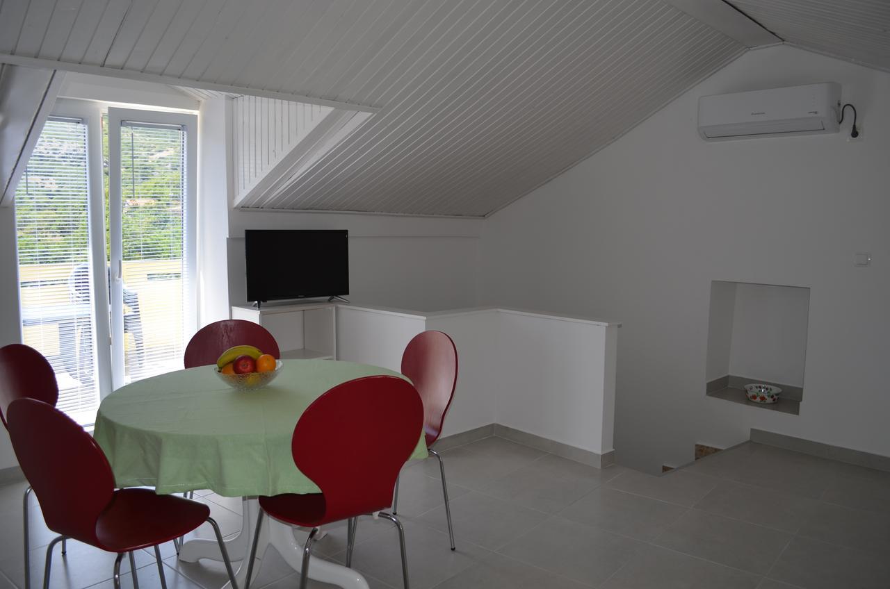 Apartments Petar Draga Bašćanska Bagian luar foto