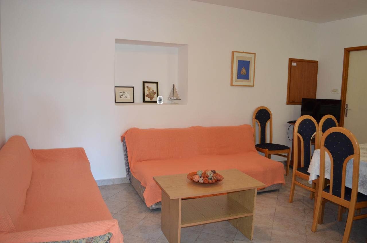 Apartments Petar Draga Bašćanska Bagian luar foto